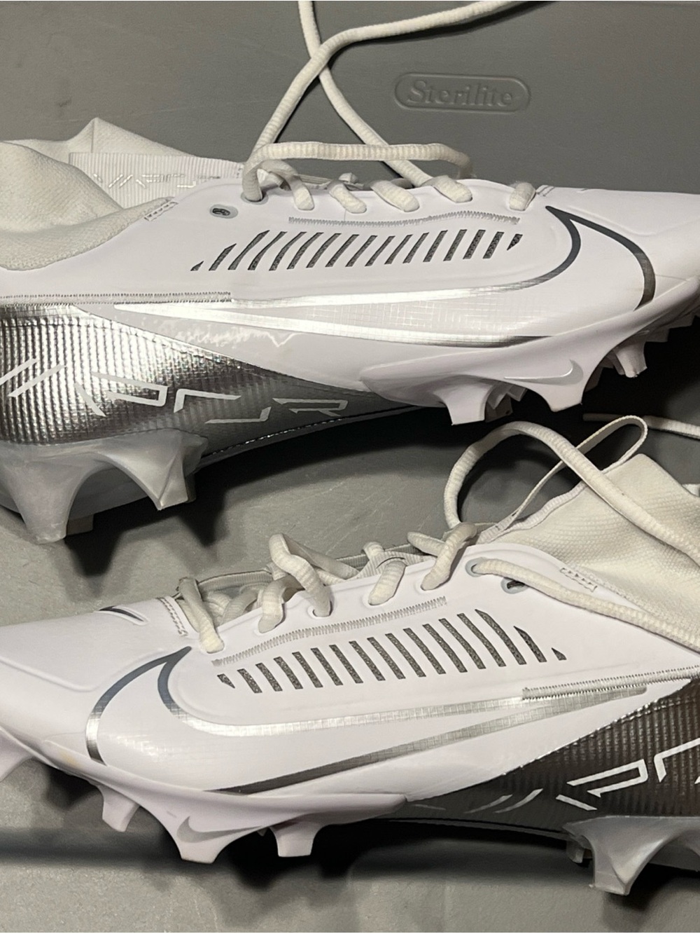 Nike Men’s White/Silver Football Cleats - Vapor Style